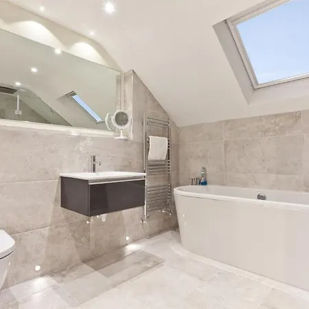 Forge Bridge Semesterbostad